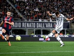 Sempat tertinggal tiga gol, Juventus berhasil tahan imbang Bologna 3-3