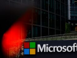 Microsoft akan luncurkan toko aplikasi perangkat bergerak tahun ini