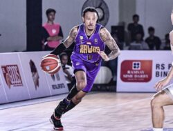 Hawks lepas pemain asing Augustus Stone Jr