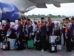 Pesawat Garuda bawa jamaah haji kloter 5 lakukan “return to base”