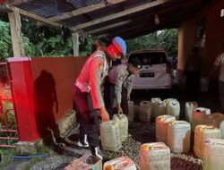 Polda Maluku amankan 1.400 liter miras saat operasi pekat salawaku