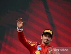 Charles Lecrerc sebut “sungguh luar biasa” naik podium di Imola
