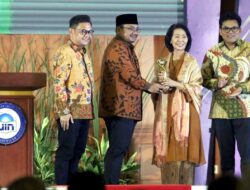 IKALUIN Award serahkan Lifetime Achievement kepada Cak Nur