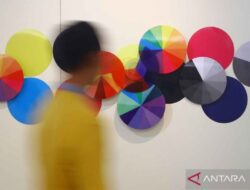 Dosen desain grafis buat pameran bertajuk Abnormality di Malang