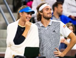 Tsitsipas ungkap alasan bermain ganda di French Open bersama kekasih