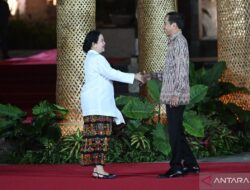 Presiden Jokowi sambut Puan Maharani sebelum Welcoming Dinner World Water Forum di Bali