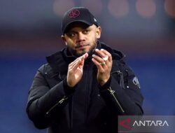 Kompany dikabarkan selangkah lagi jadi pelatih baru Bayern Muenchen
