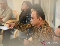 Menkominfo minta Starlink buka kantor operasional di Indonesia