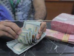 Rupiah merosot di tengah sentimen risk-off di pasar keuangan domestik