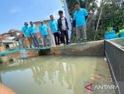 Memanfaatkan aliran sungai perkotaan di Garut untuk budi daya ikan