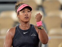 Osaka singkirkan unggulan keempat dalam turnamen pemanasan Wimbledon