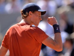 Sinner ambil alih posisi No.1 dunia dari Djokovic