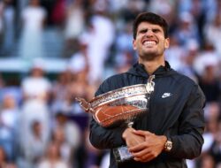 Alcaraz sabet gelar French Open pertamanya