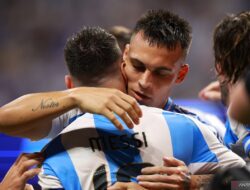 Alvarez dan Lautaro antar Argentina buka Copa America dengan tiga poin