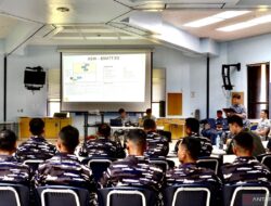 KRI REM-331 terima pembekalan di Guam sebelum berlayar ke Hawaii