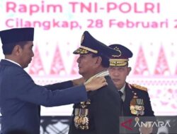 Prabowo dijadwalkan terima Bintang Bhayangkara dari Polri Kamis siang