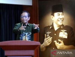 Mahfud ajak caleg PDIP terpilih wujudkan Indonesia Emas Bung Karno