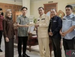 Bupati Kuansing undang Gibran menghadiri Festival Pacu Jalur 2024