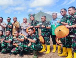 Pemkot Banjarbaru bantu TNI AD sediakan alat pertanian