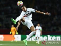 Kylian Mbappe resmi gabung Real Madrid dengan kontrak lima tahun