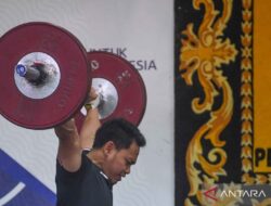Pematangan atlet angkat besi jelang Olimpiade Paris 2024