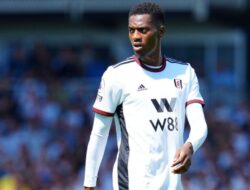 Chelsea resmi umumkan transfer Tosin Adarabioyo dari Fulham