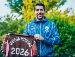 Stefan Ortega perpanjangan kontrak dengan Manchester City hingga 2026