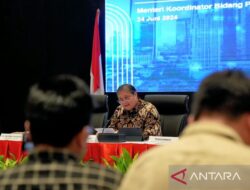 Menko Airlangga minta industri tekstil tak khawatir tergusur