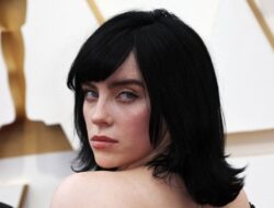 Lirik lagu “Wildflower” oleh Billie Eilish beserta maknanya